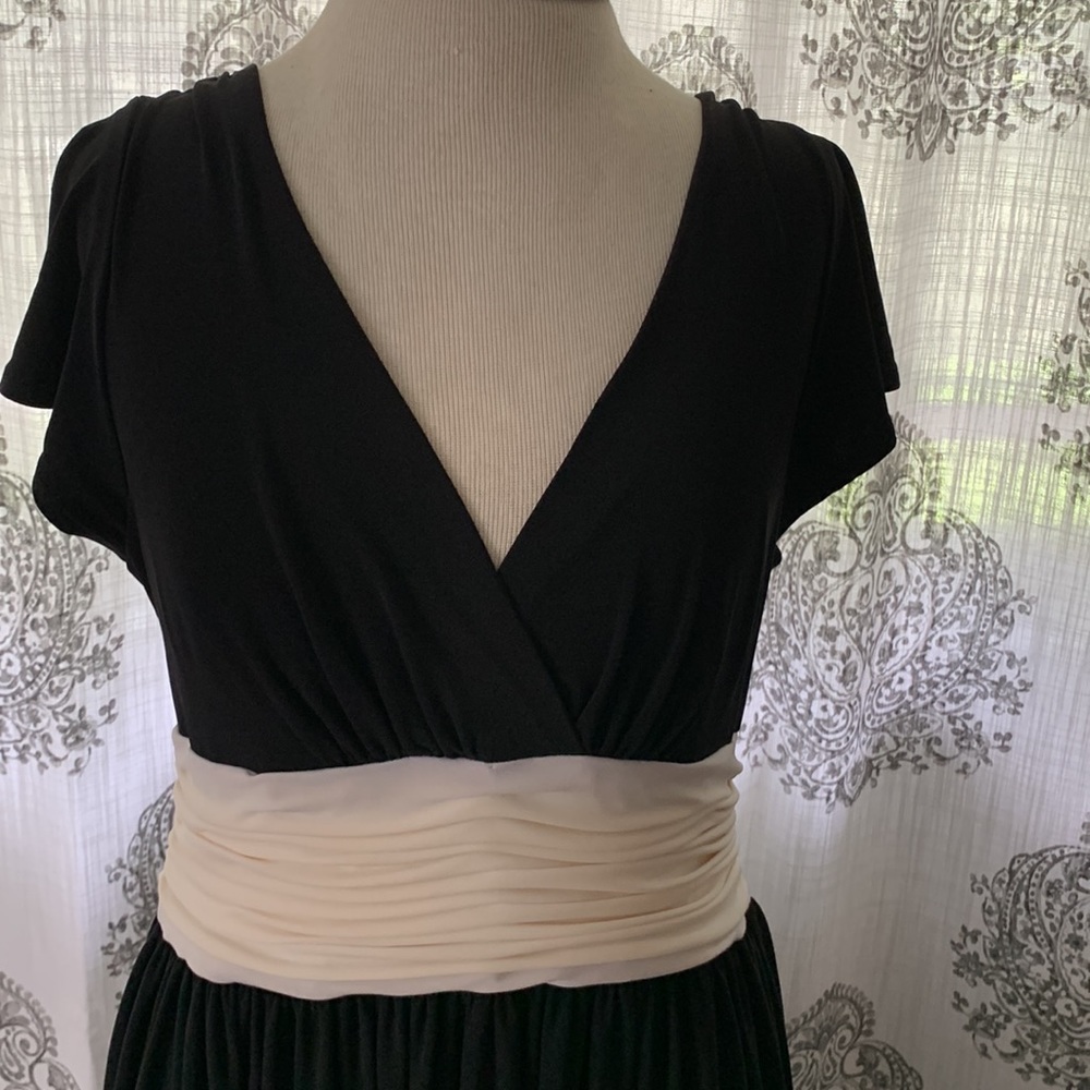 Cocktail Dress - Picture 2 of 5